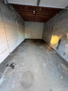 Garage for Rent
