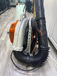 Stihl BR800X Backpack Blower - Photo 2