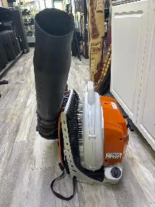 Stihl BR800X Backpack Blower - Photo 3