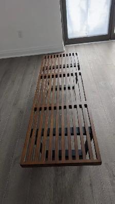 George Nelson Platform Bench - Walnut / Natural - Photo 9