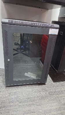 Wall Mount Cabinet 15U x 18″ Depth, 15U 450MM