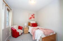 ROOMS FOR RENT IN BRAMPTON – NEAR MOUNT PLEASANT GO STATION - Photo 4
