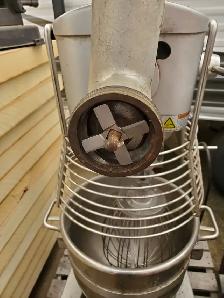 NELLA 30 QUART MIXER WITH HOBART GRINDER ATTACHMENT - Photo 8