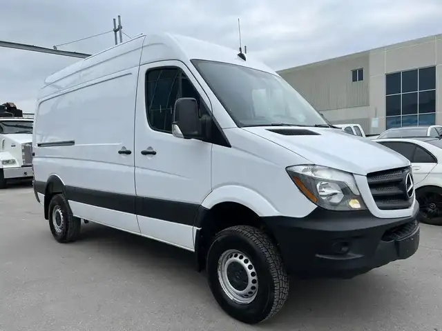 2017 Mercedes-Benz Sprinter Van Sprinter 144WB- 4x4 - CARGO