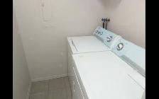 Fully Furnished 3 bedroom Square One condo - all inclusive! - Photo 10