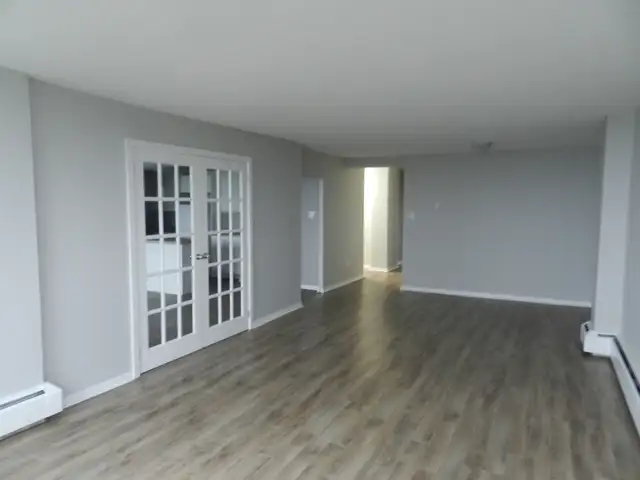 WELCOME TO THE TALISMAN – RENOVATED SPACIOUS TWO-BEDROOM APARTME