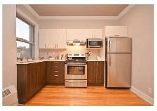 Beautiful 3-Bedroom Apartment for Rent | Modern Upgrades & Styli - Photo 6