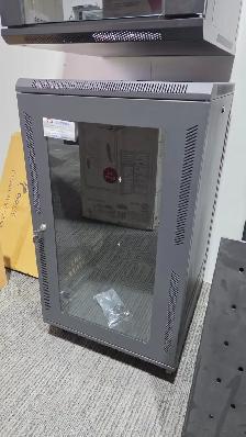 Wall Mount Cabinet 18U x 24″ Depth, 18U 600MM With Wheels