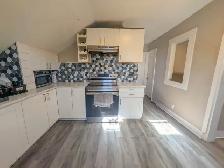 32 Garnet St, St. Catharines - 2 Bedroom Upper Unit
