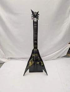 (B5428) Dean Black Gold Electric Guitar W/ Case