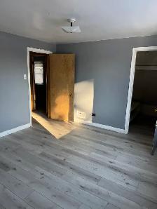 4 Bedroom   Den House with Garage - Photo 4