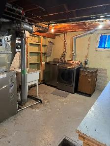 4 Bedroom   Den House with Garage - Photo 21