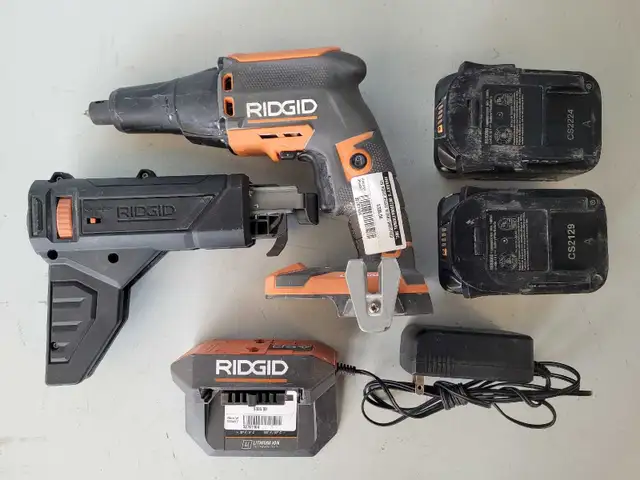 18v Rigid R86630 w/2 Batteries/Charger/Feed (32761104)