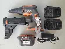 18v Rigid R86630 w/2 Batteries/Charger/Feed (32761104)