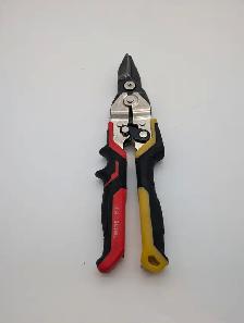 (B4547) Craftman Tin Snips