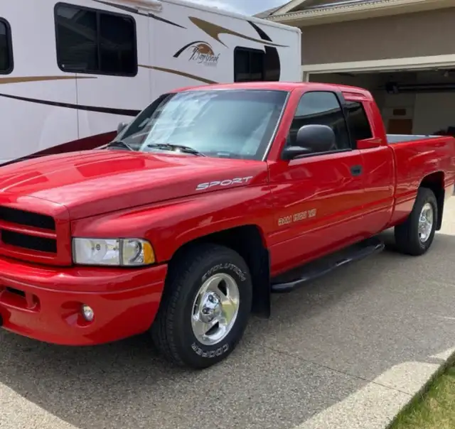 1999 dodge ram 1500 STOLEN!!