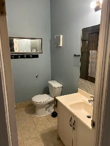 2 bedroom - Junction Toronto - Photo 2