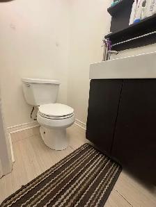 Renovated Bachelor Apartment - Photo 6