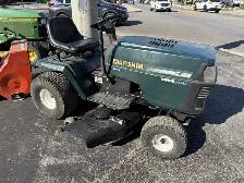 CRAFTSMAN RIDING LAWN MOWER