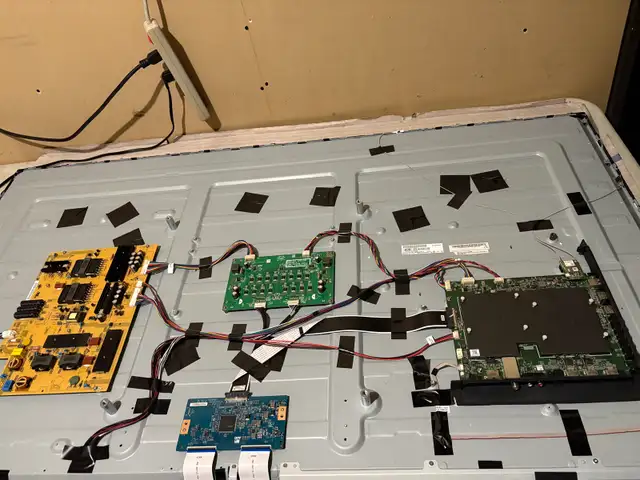 TV Repair Toronto, Scarborough, Brampton, Mississauga