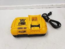 (9924448) Dewalt DCB118 Charger - Fast Charging