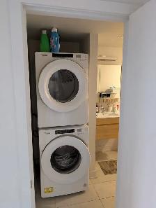 LaSalle 4½   Office | 5 Appliances | AC | $1850 - Photo 2