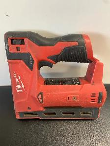 Milwaukee M12 Crown Stapler W/O Battery