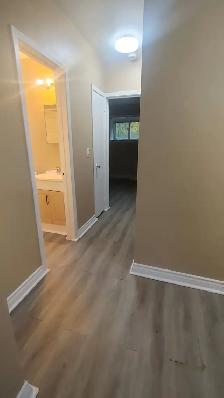 Two bedroom 1 bathroom - Photo 8