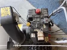 Snow Blower 28" - Photo 4