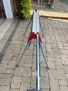 Wilwaukee 12 inch Compound Mitre Saw and Brand new Stand - Photo 5
