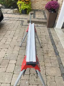 Wilwaukee 12 inch Compound Mitre Saw and Brand new Stand - Photo 6