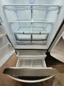 LG 30' French Door Refrigerator – 21.8 Cu Ft – Warranty - Photo 4