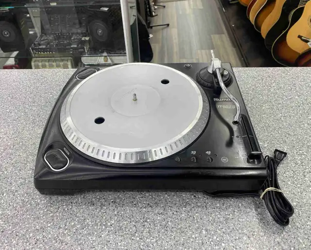 Numark TT1625 Turntable