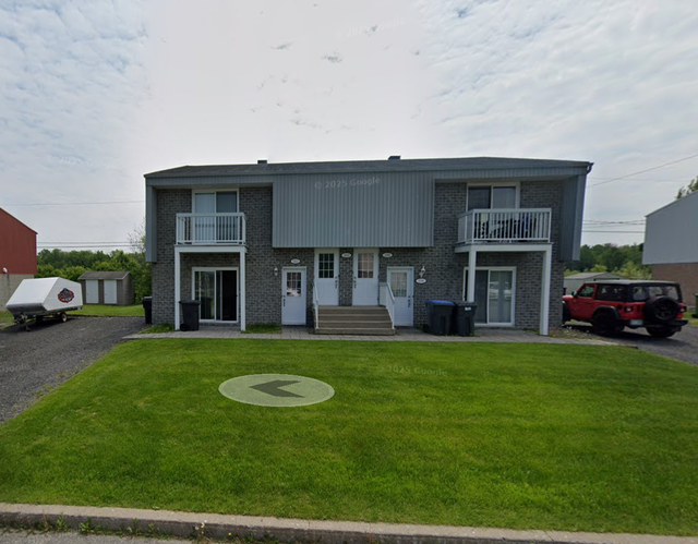 Superbe grand 4 1/2, St-Rédempteur Lévis, Libre