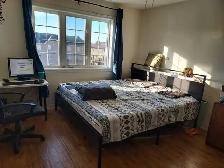 One Master bedroom available in 4 bedroom house - Photo 3