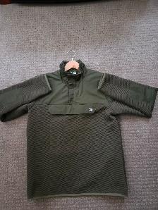 Helly Hansen Sweater -Size Large- (New)