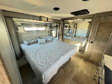 2022 Keystone Montana 3121RL, REAR LIVING SPACIOUS. - Photo 28