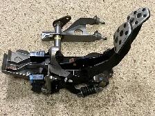 Subaru Pedal Box Assembly.  36004FG051. 36004FG050 - Photo 9