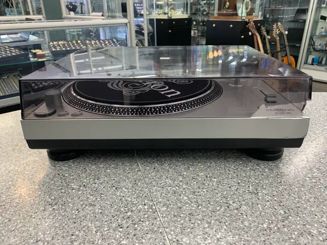 Stanton STR-30 Turntable