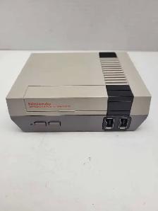 Nintendo NES Classic Mini w/1 controller - Photo 2