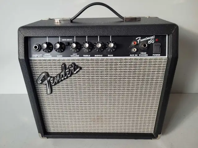 Fender Frontman 15G No Cord (32874680)