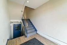 SMALL PETS OK! 1 bed apartment centrally located by RD Hospital! - Photo 11