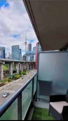 FULLY FURNISHED DOWNTOWN TORONTO CONDO - Photo 8