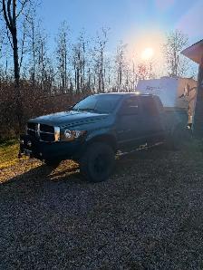 2006 Dodge Ram Mega Cab Diesel - Photo 2