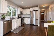 Beautiful 2-Bedroom Half Duplex with Views | Near TRU | $3,000/M - Photo 7