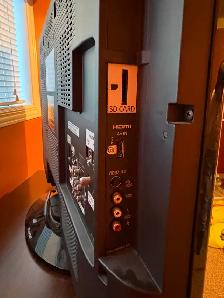 32' Panasonic TV - Photo 7