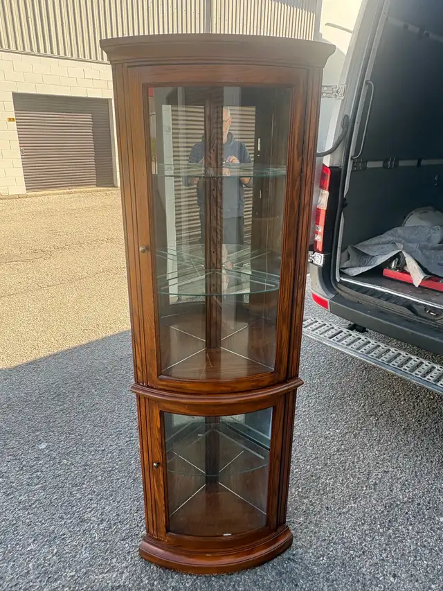 Free delivery used Wooden Corner Curio Cabinet