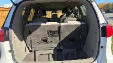 2017 Kia Sedona LX - Photo 17