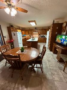 Roommates wanted