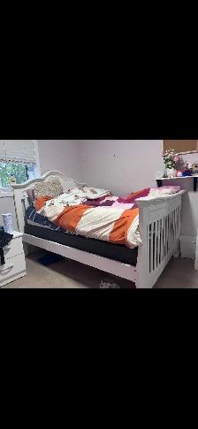 Girl's double bed frame solid wood - Photo 2